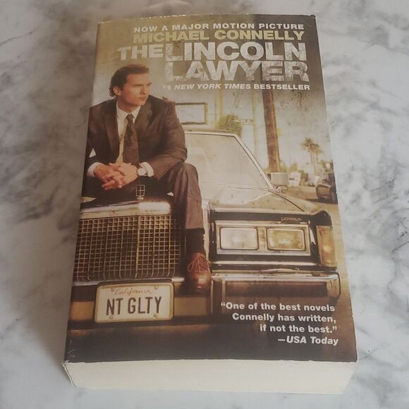 The Lincoln Lawyer Book - Picture 1 of 3
